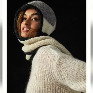 Anthropologie | Accessories | Anthropologie Graphic Hooded 